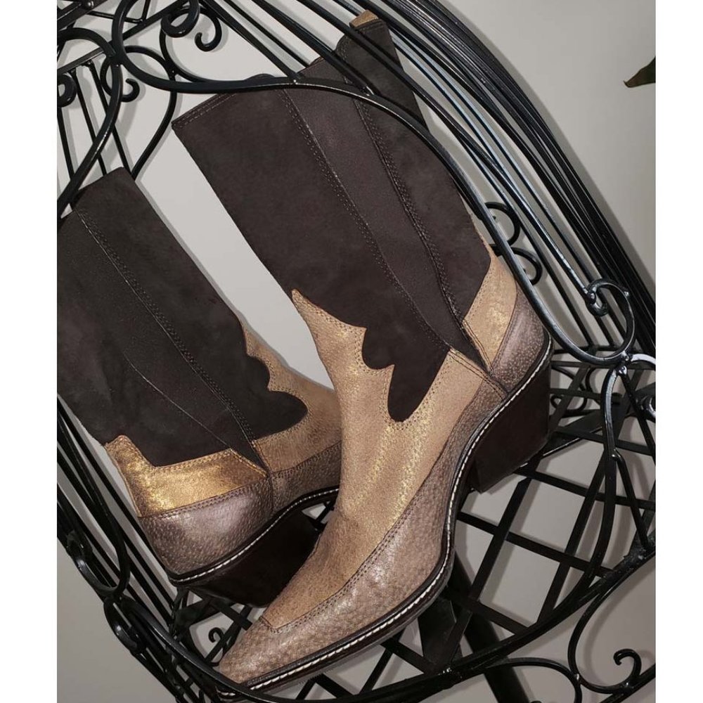 Donald J Pliner JINX Vintage Couture Western Ankle Boot